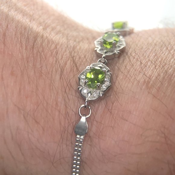 Peridot 2.78ct Platinum Finish Solid 925 Sterling Silver Bracelet - Picture 1 of 8